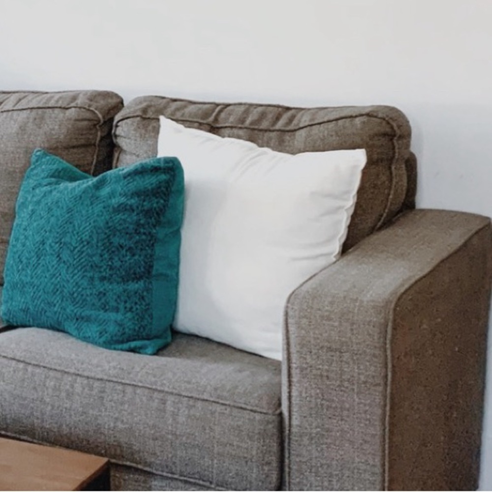 White 20x20 linen pillow cover